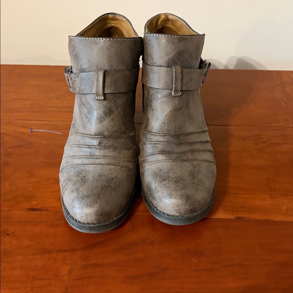 Taupe Buckle Ankle Boots Western Moto Boho Women’s 9 - Picture 3 of 8